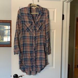 Anthropologie Tunic Button Down Plaid Shirt